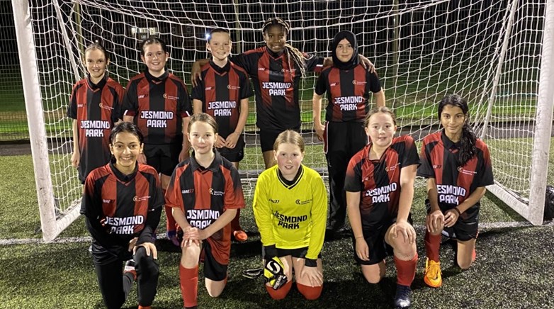 Year 7 Girls Football Nov 2022